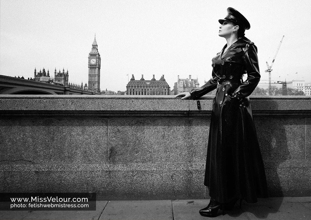 Miss Velour London Mistress